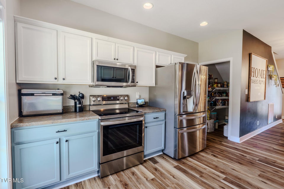 Photo #17: 7159 Grizzly Creek Lane