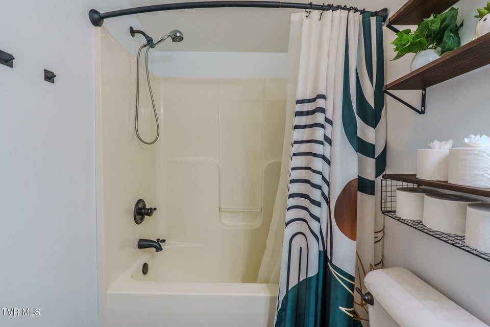 Photo #25: 7159 Grizzly Creek Lane