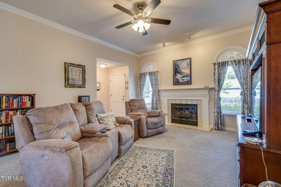 Photo #8: 4116 Bradford Lane