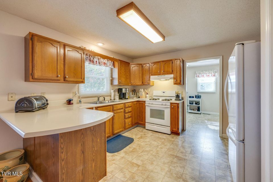 Photo #11: 4116 Bradford Lane