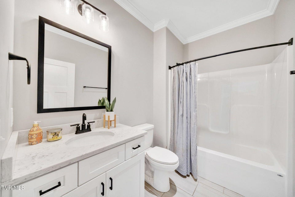 Photo #29: 3324 Cottage Green Court