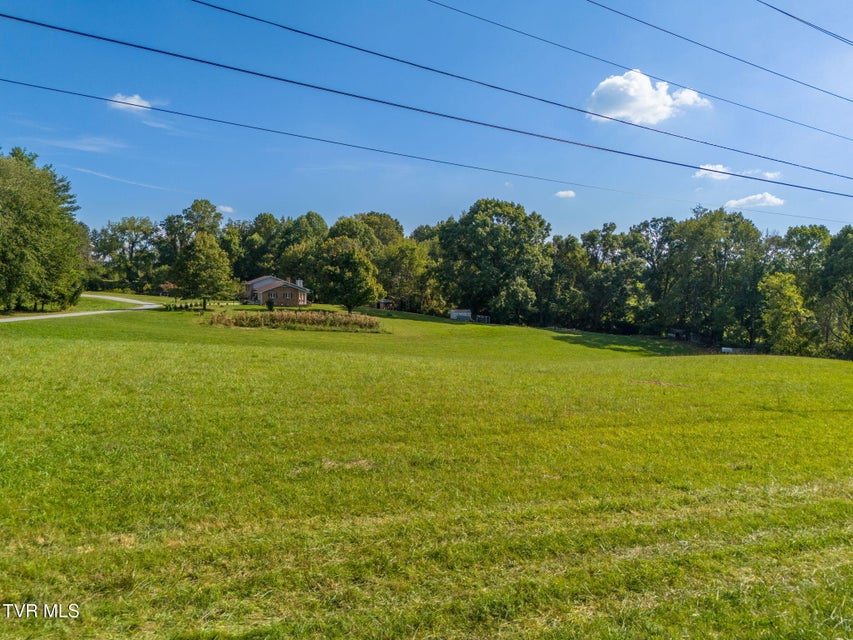 Photo #16: 19418 Brandywine Road