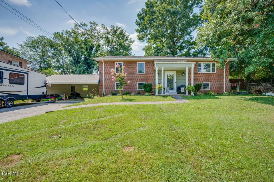 Photo #3: 808 Liberty Drive