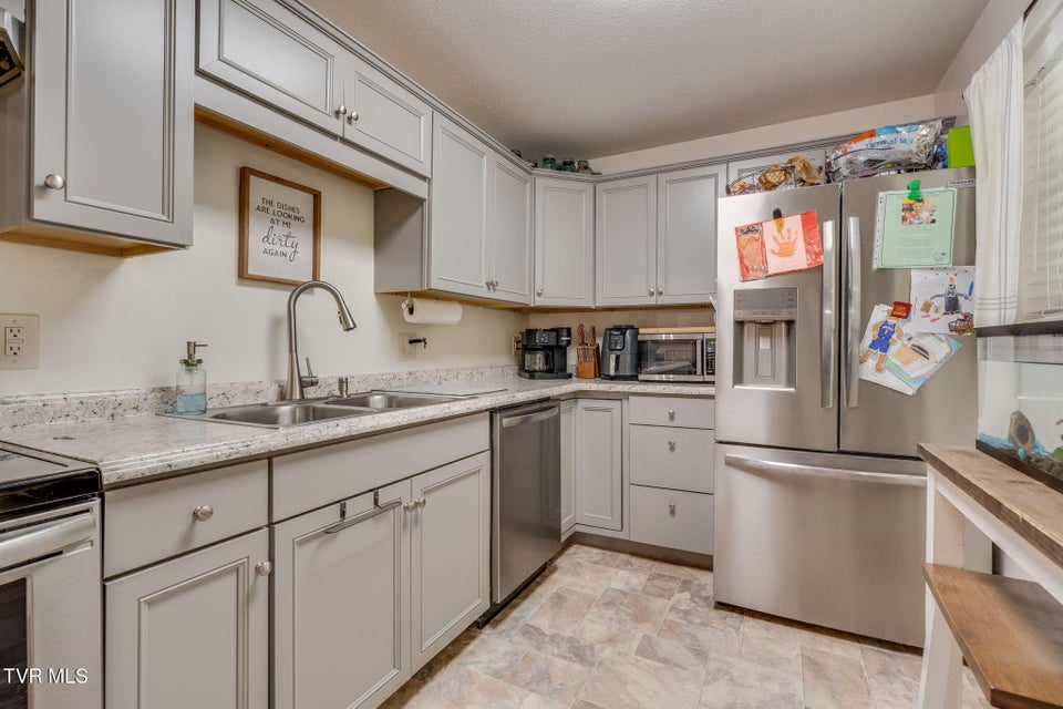 Photo #14: 808 Liberty Drive