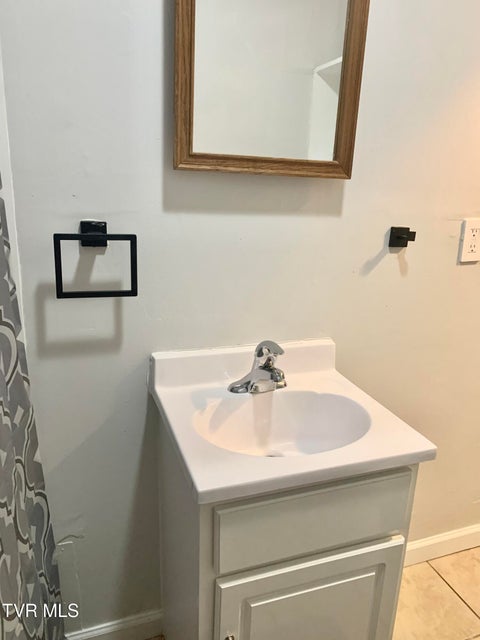 Photo #17: 192 Old Charity Hill Road