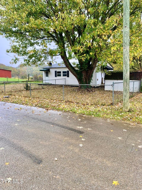 Photo #3: 192 Old Charity Hill Road