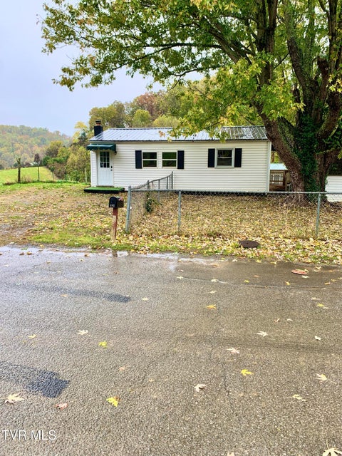 Photo #24: 192 Old Charity Hill Road