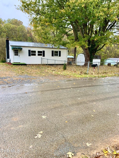 Photo #25: 192 Old Charity Hill Road