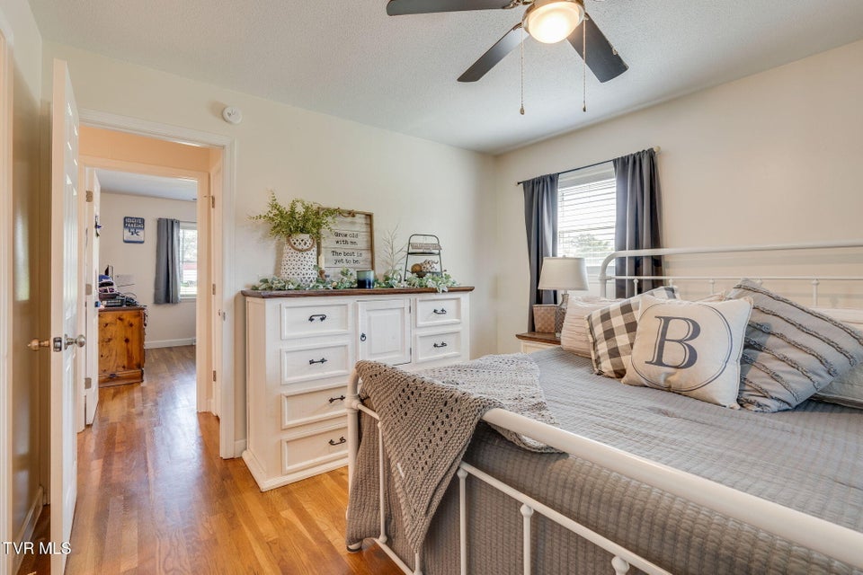 Photo #20: 808 Liberty Drive