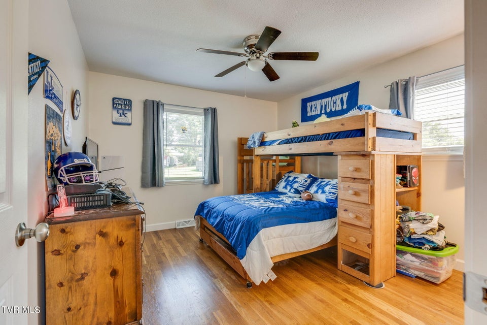 Photo #23: 808 Liberty Drive