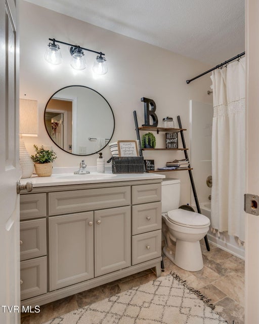 Photo #25: 808 Liberty Drive