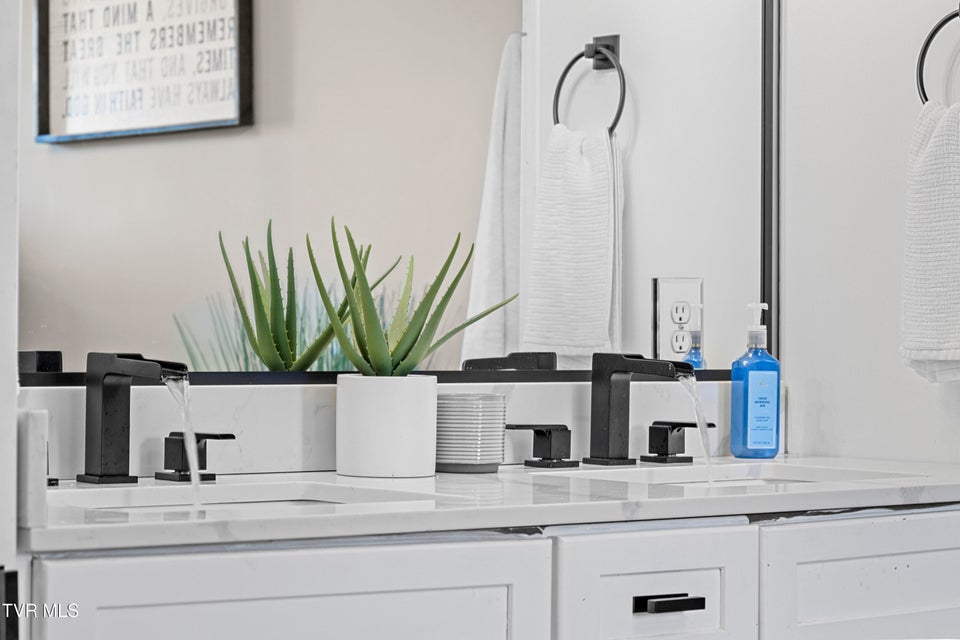 Photo #33: 273 Mount Zion Road