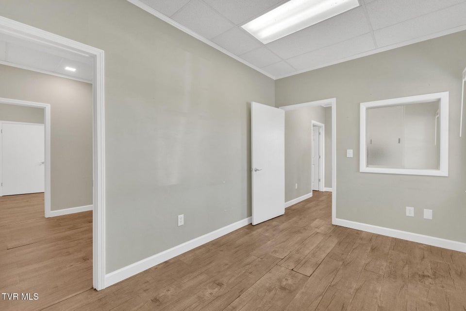 Photo #4: 401a Elm Street