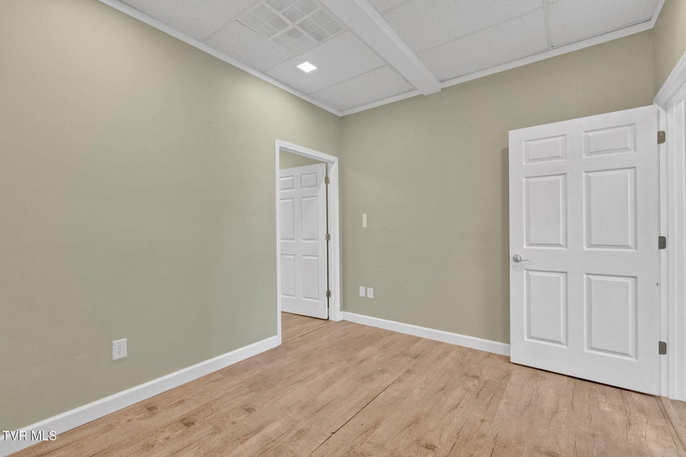 Photo #5: 401a Elm Street