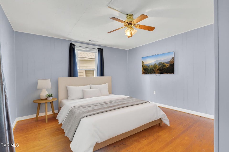 Photo #9: 382 Texas Avenue