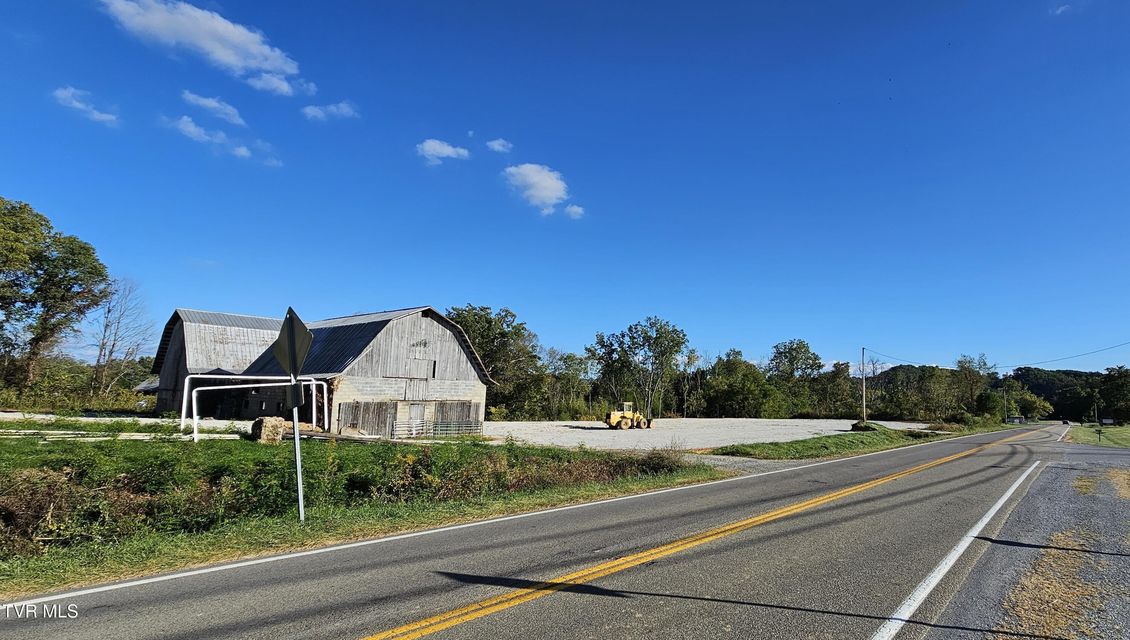 Photo #4: 14005 Glenbrook Avenue