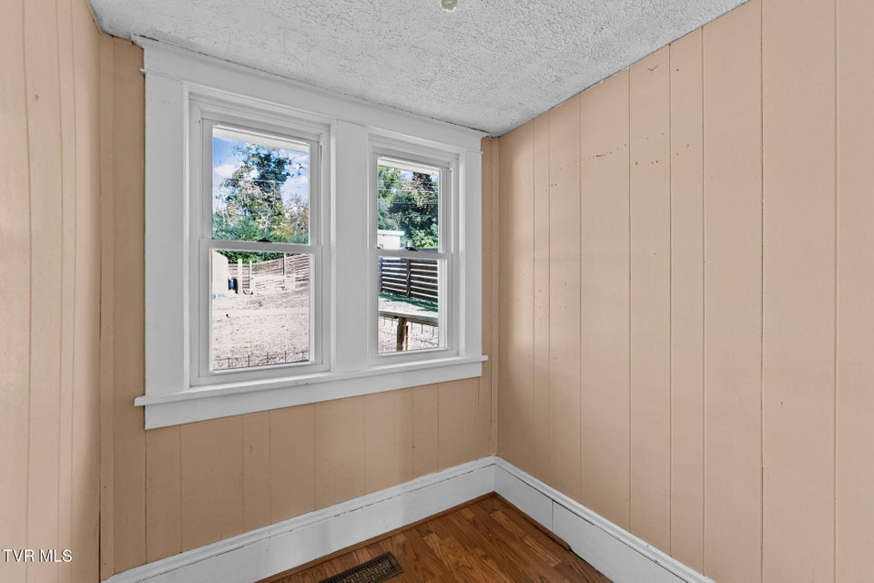 Photo #22: 1023 Arlington Avenue