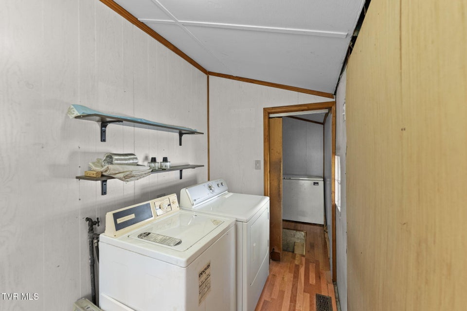 Photo #29: 1023 Arlington Avenue