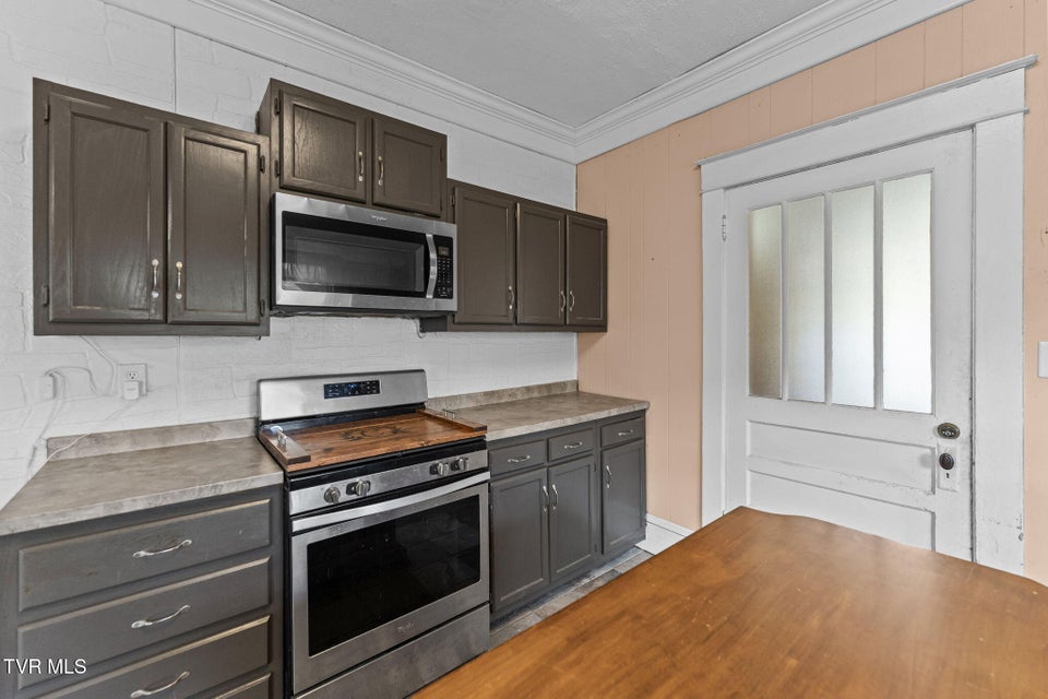 Photo #24: 1023 Arlington Avenue