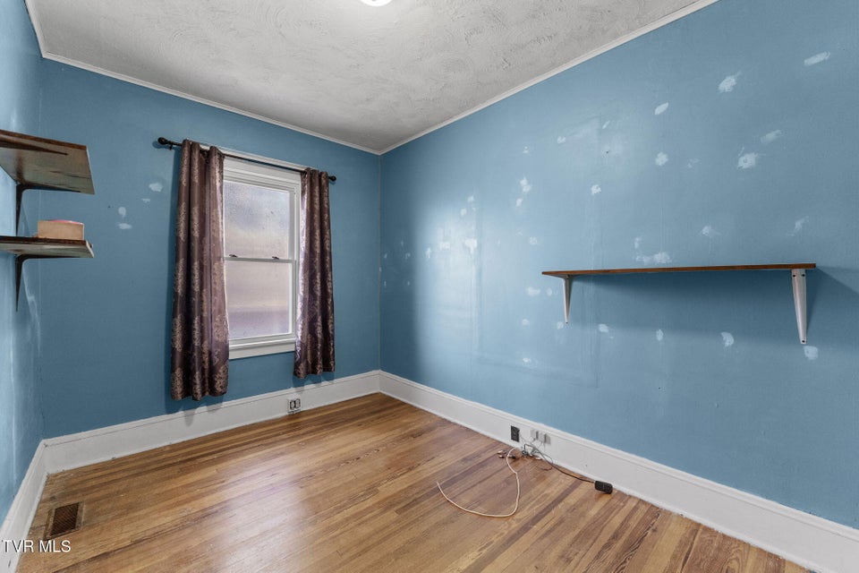 Photo #17: 1023 Arlington Avenue