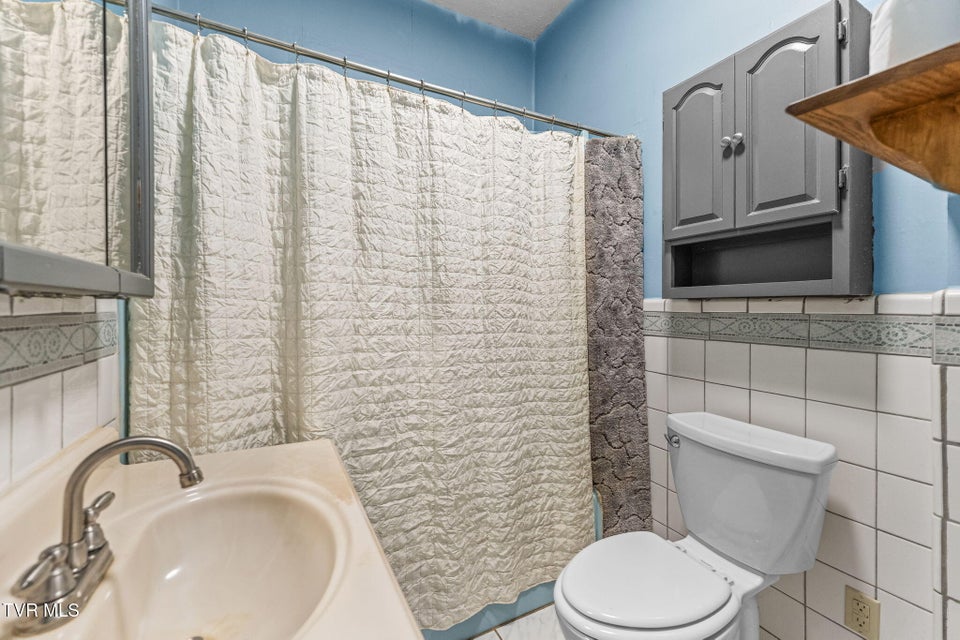 Photo #19: 1023 Arlington Avenue