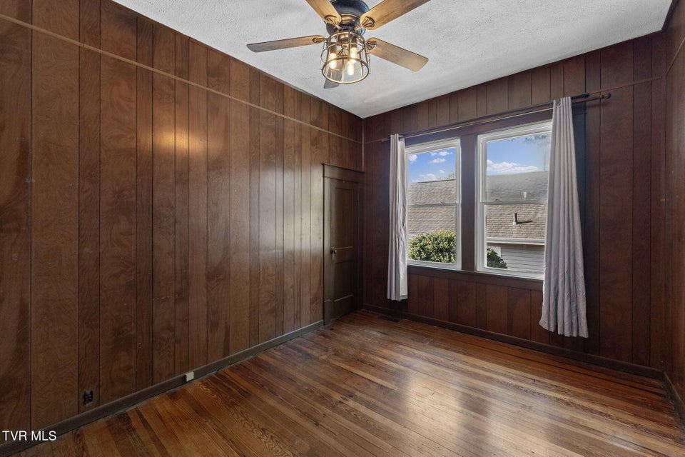 Photo #14: 1023 Arlington Avenue