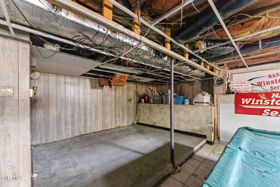 Photo #31: 1023 Arlington Avenue