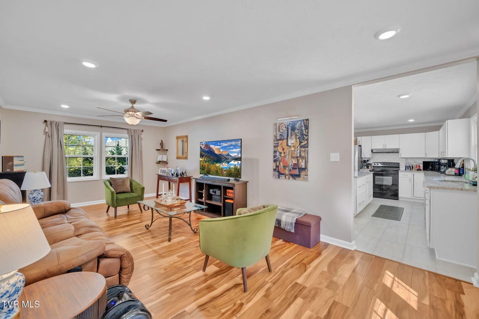 Photo #14: 106 Hasty Boulevard