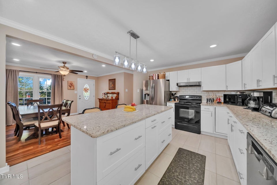 Photo #10: 106 Hasty Boulevard