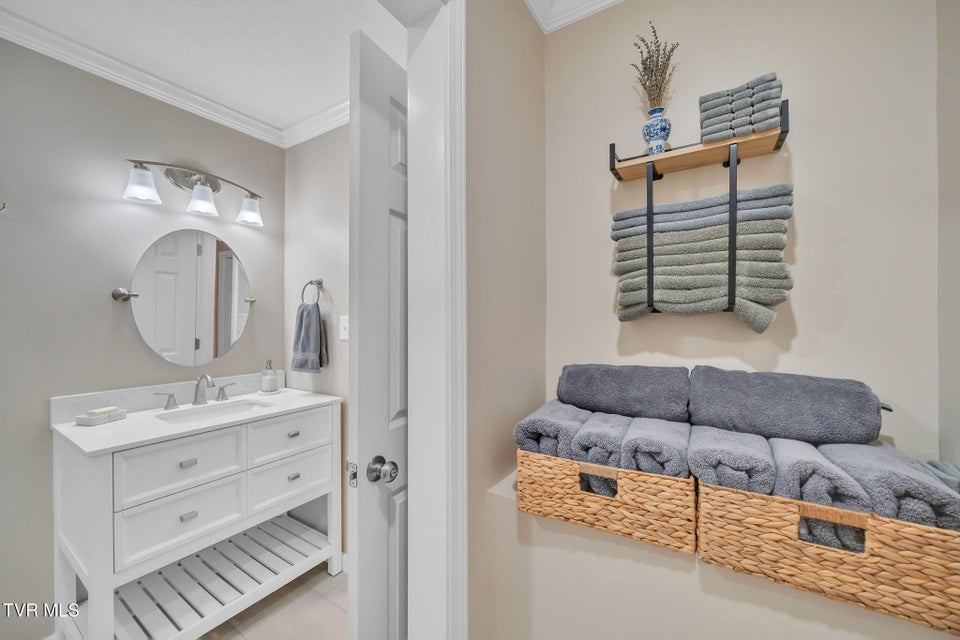 Photo #42: 106 Hasty Boulevard