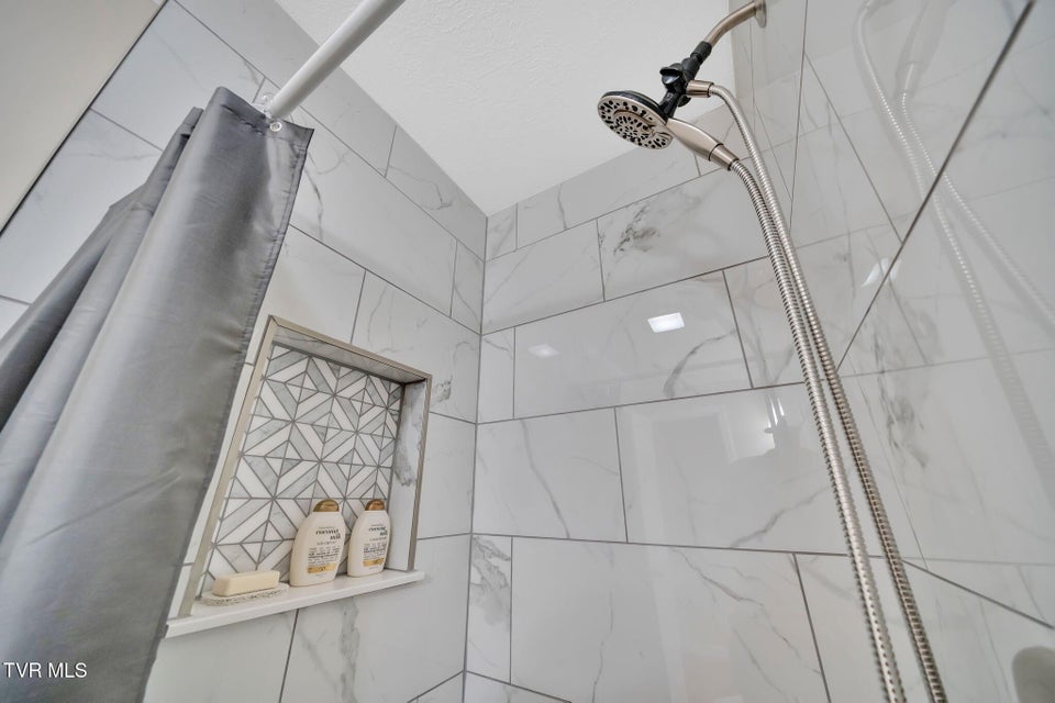 Photo #44: 106 Hasty Boulevard