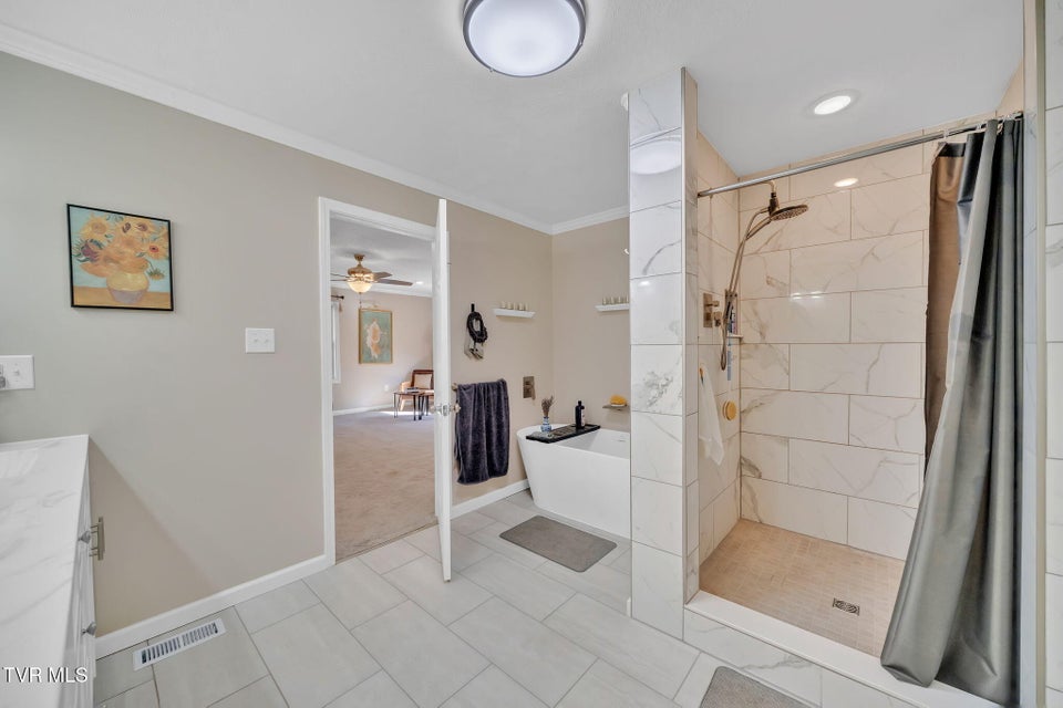 Photo #18: 106 Hasty Boulevard