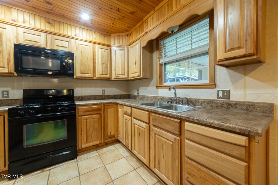 Photo #11: 2153 Old State Route 34 