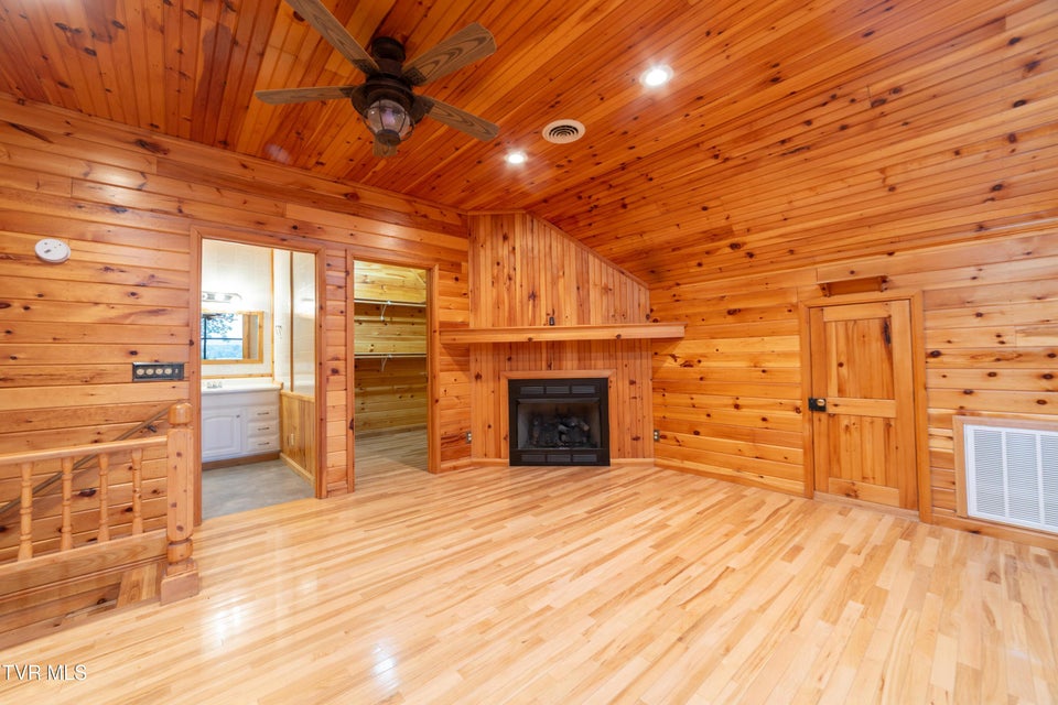 Photo #25: 2153 Old State Route 34 