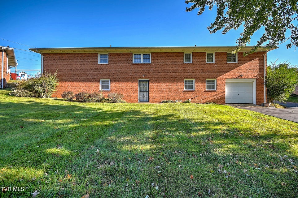 Photo #44: 2402 Circleview Drive