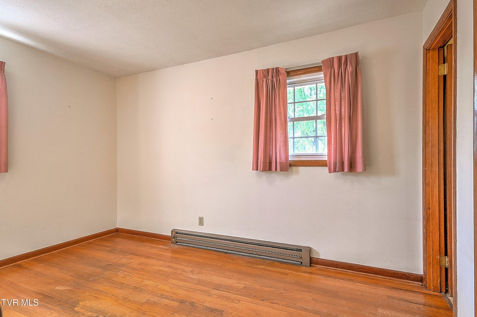 Photo #14: 2402 Circleview Drive