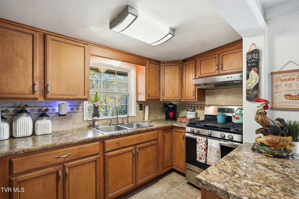 Photo #16: 200 Gunport Drive