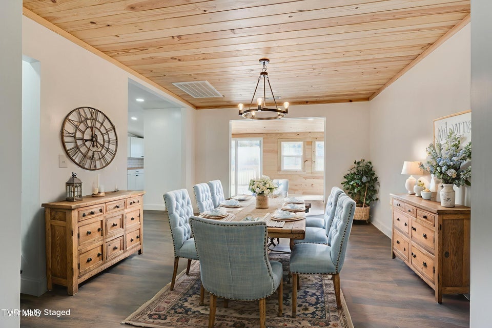 Photo #7: 292 Main Street