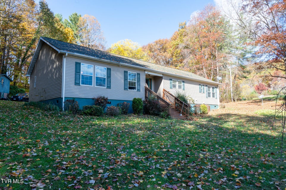 Photo #25: 369 Back Road