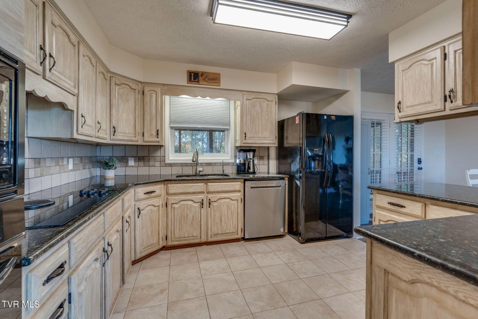 Photo #11: 2316 Colonial View Road