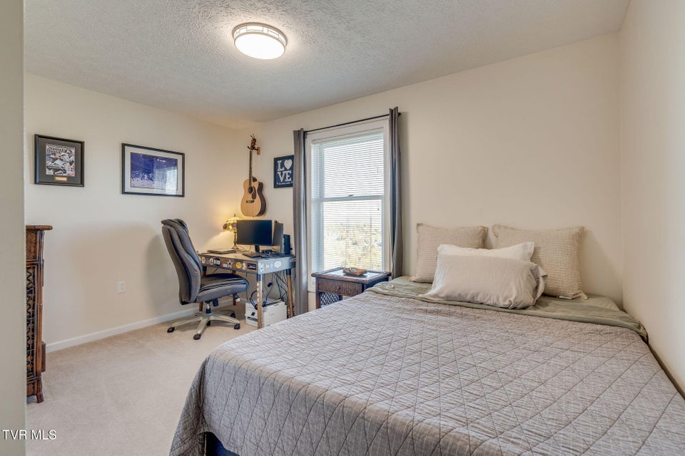 Photo #16: 2316 Colonial View Road