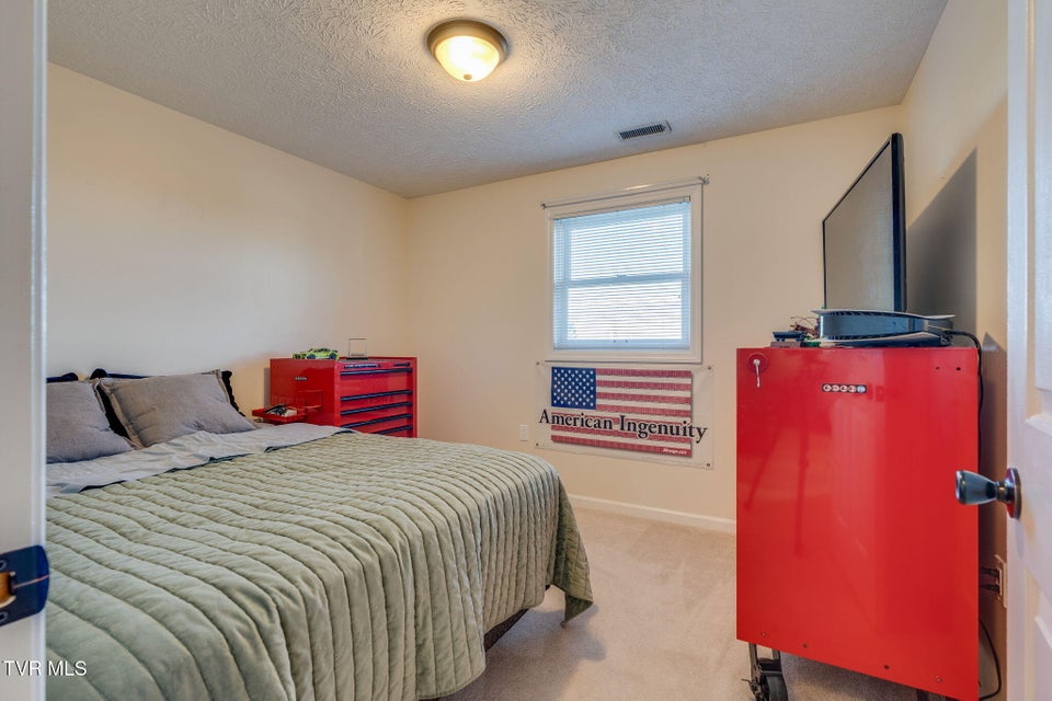 Photo #27: 2316 Colonial View Road