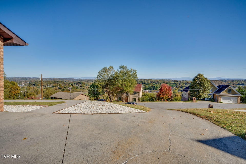 Photo #40: 2316 Colonial View Road