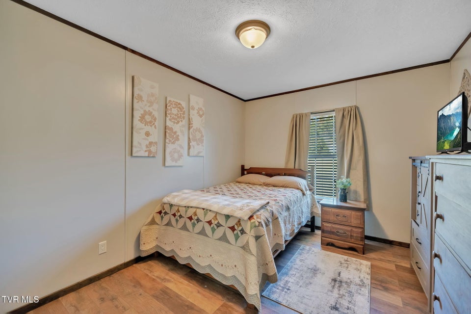 Photo #42: 3176 Highway 421