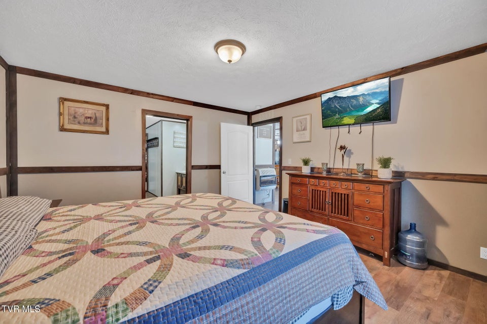 Photo #49: 3176 Highway 421