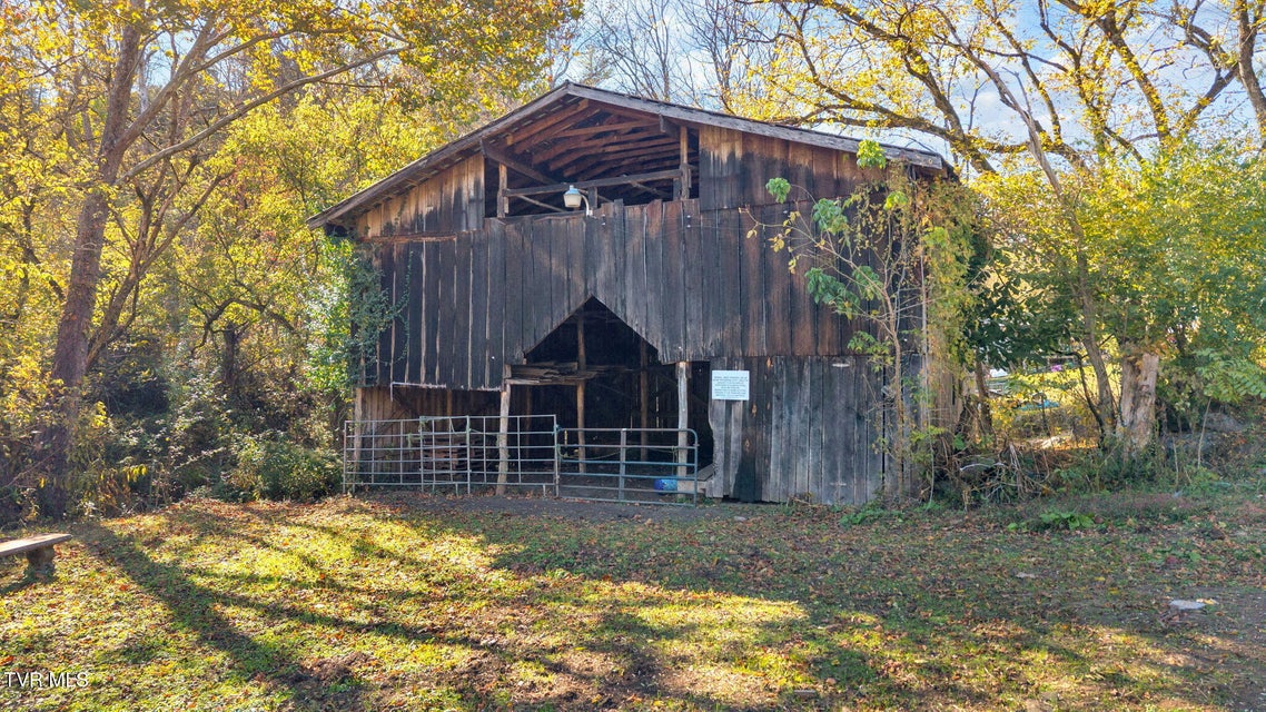 Photo #27: 3176 Highway 421