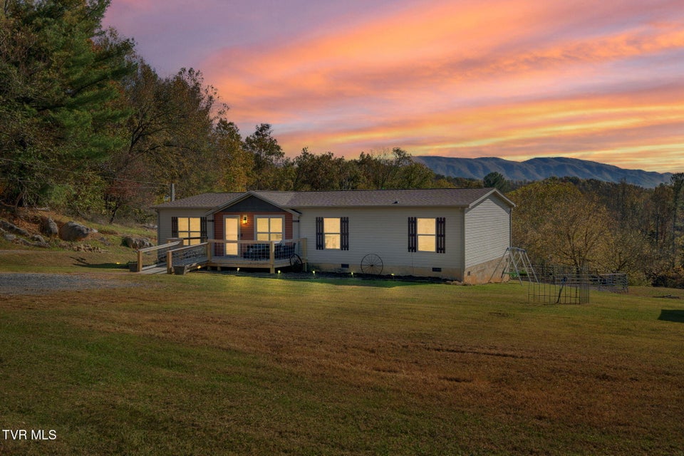 Photo #2: 3176 Highway 421