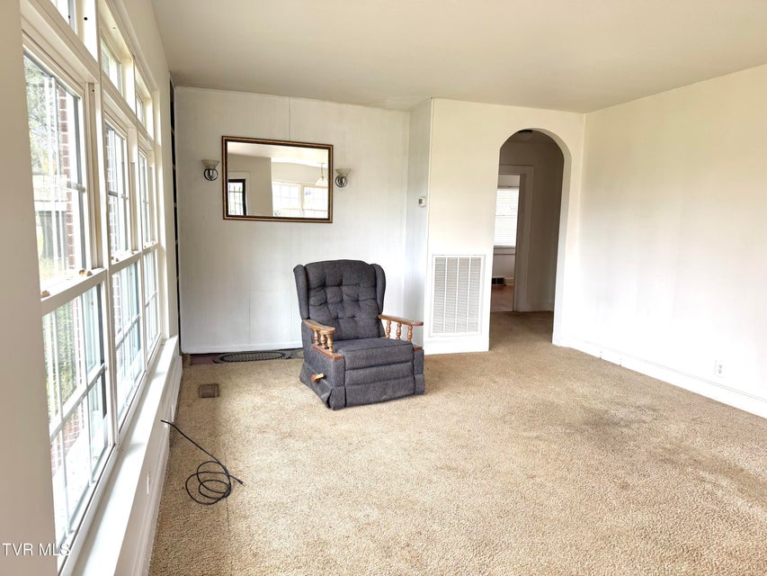 Photo #10: 123 Randolph Avenue