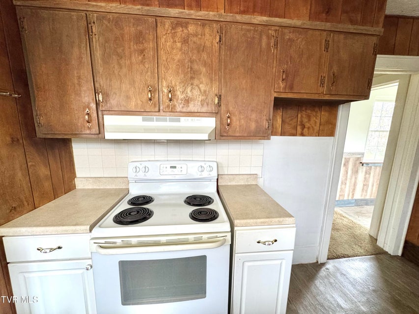 Photo #8: 123 Randolph Avenue