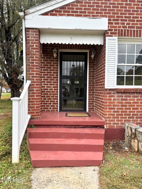 Photo #3: 123 Randolph Avenue